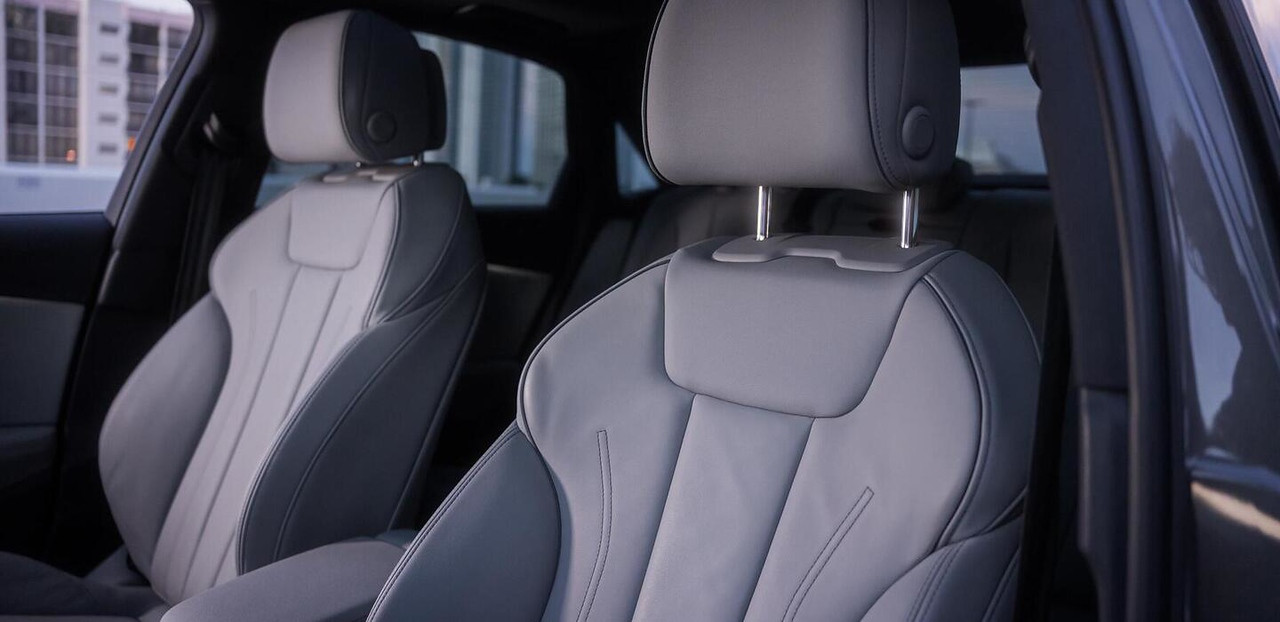 Audi A4 Grey 2023 — photo 8