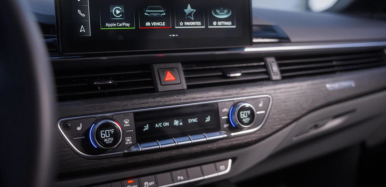 Audi A4 Grey 2023 — photo 9