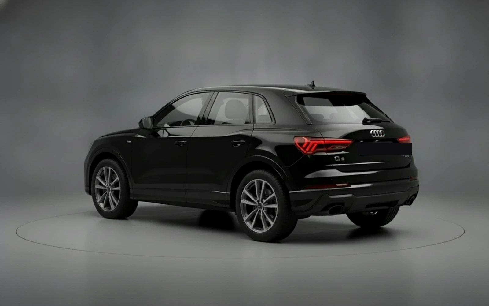 Audi Q3 Black 2020 — interior dashboard