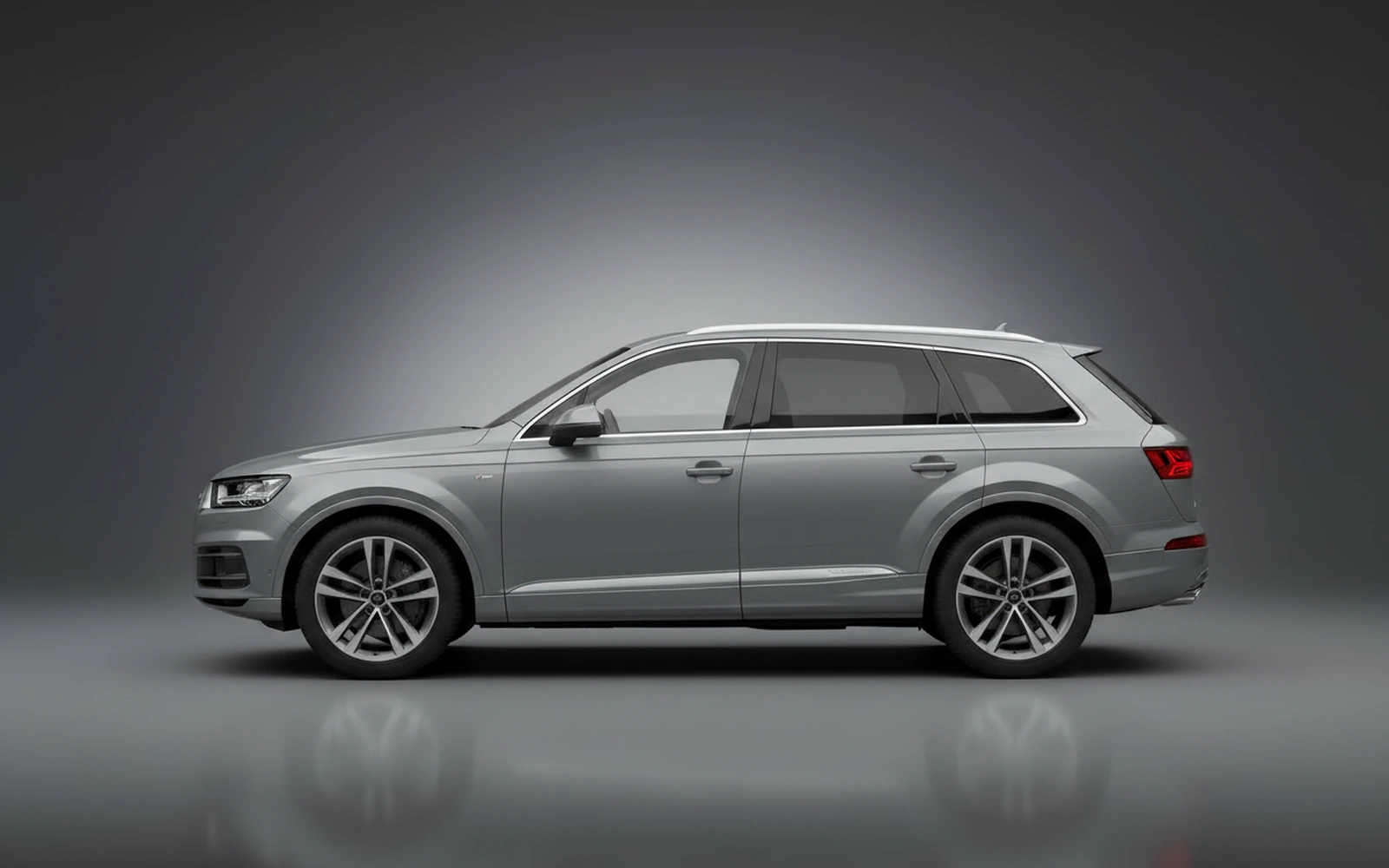 Audi Q7 Gris 2023 — exterior rear view