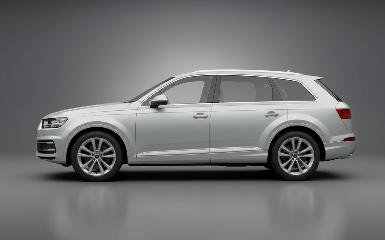 Audi Q7 Silver 2023 — exterior rear view