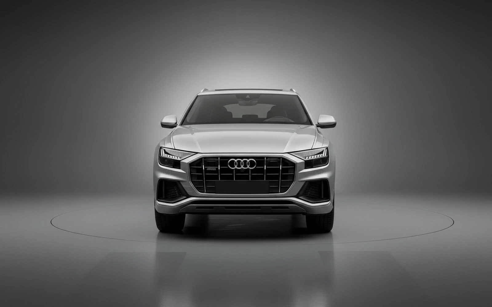 Audi Q8 Plata 2023 — exterior side view