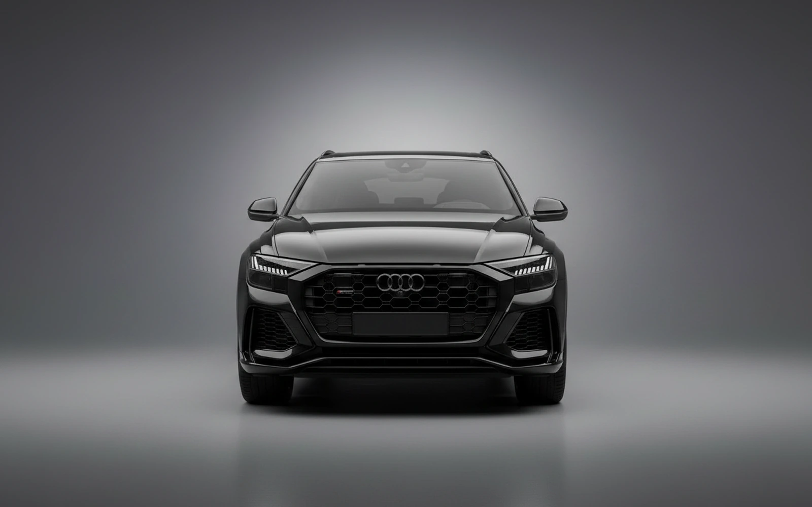 Audi RSQ8 Black 2023 — exterior side view