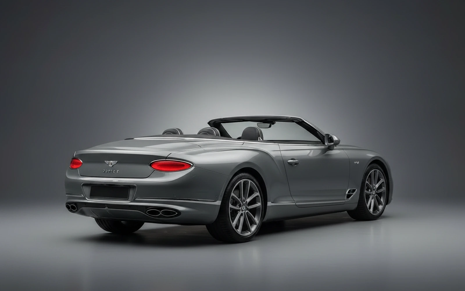 Bentley Continental GTC Grey 2022 — interior dashboard