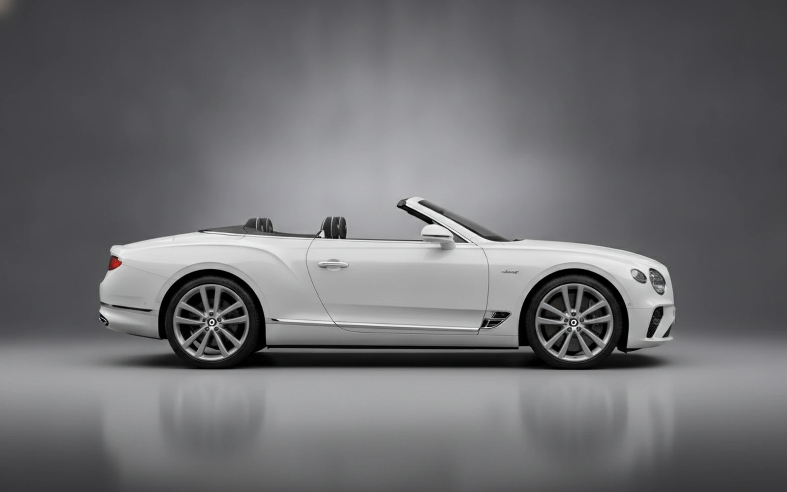 Bentley Continental GT Mulliner Convertible White 2022 — exterior rear view