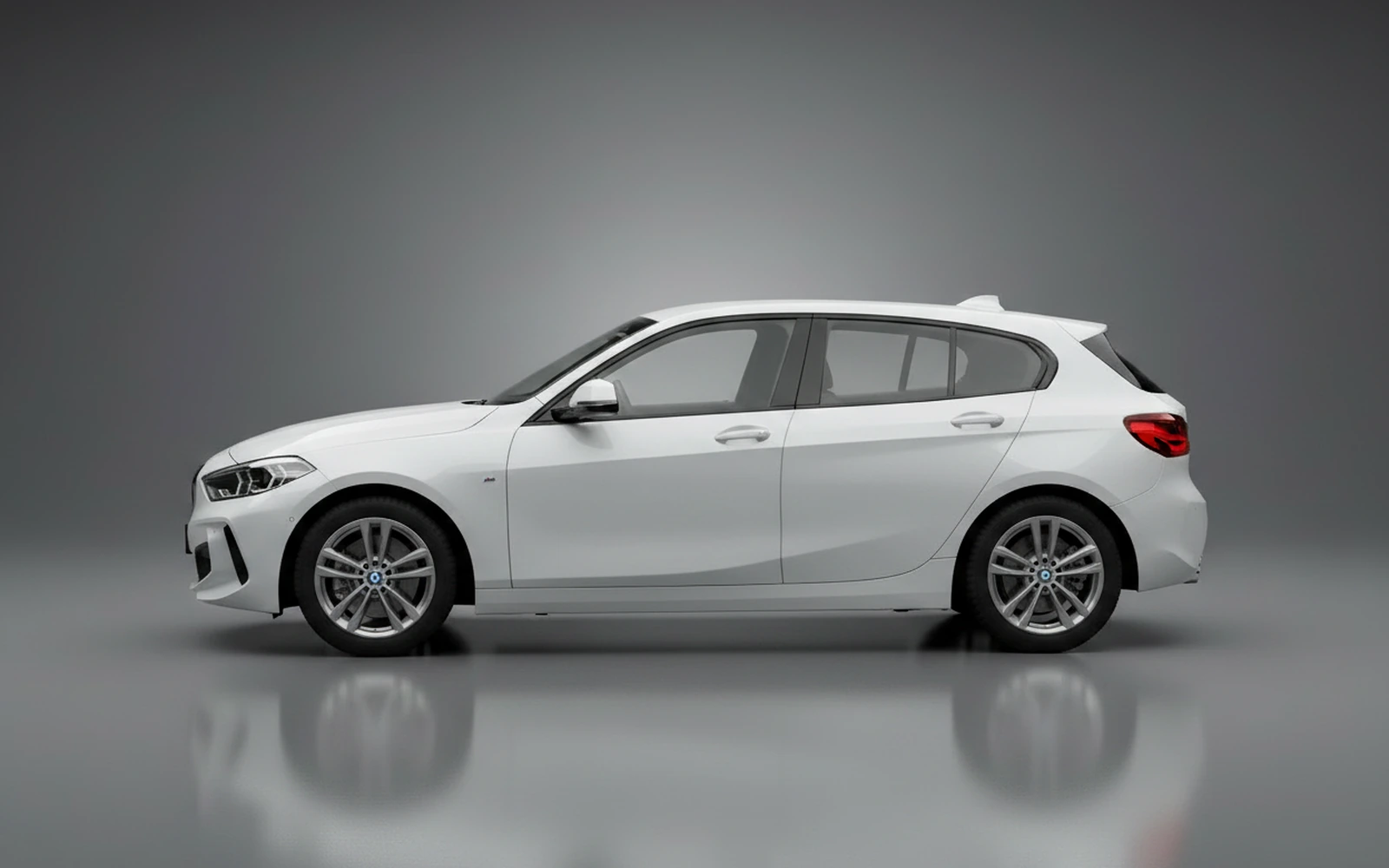 BMW 118i Blanco 2025 — exterior rear view