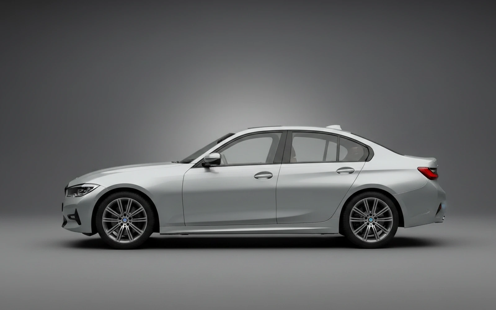 BMW 318i Silver 2025 — exterior rear view