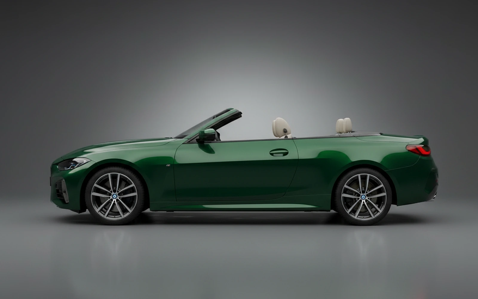 BMW 420 Convertible Green 2023 — exterior rear view