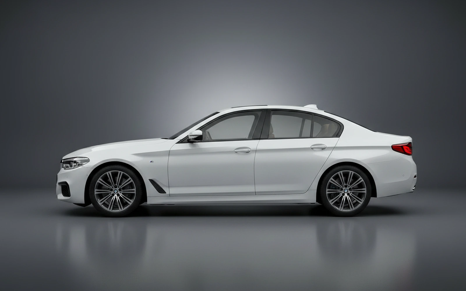 BMW 520 White 2024 — exterior rear view