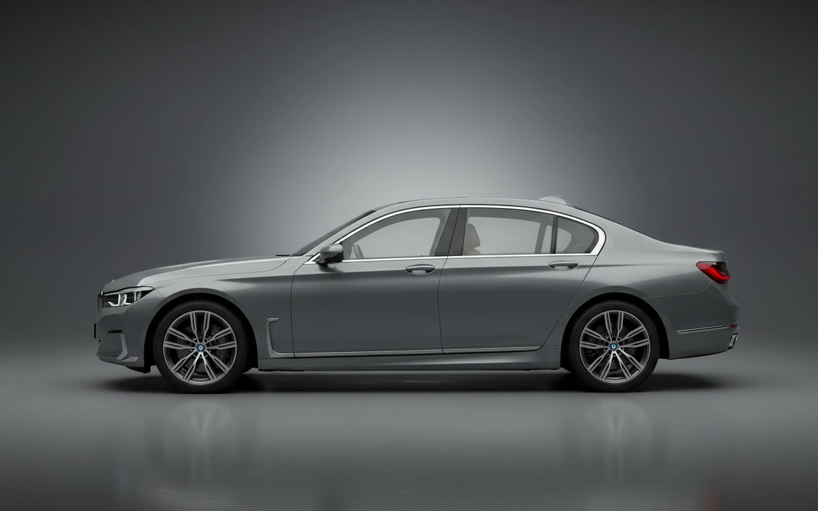 BMW 740i Individual Silver Grey 2022 — exterior rear view