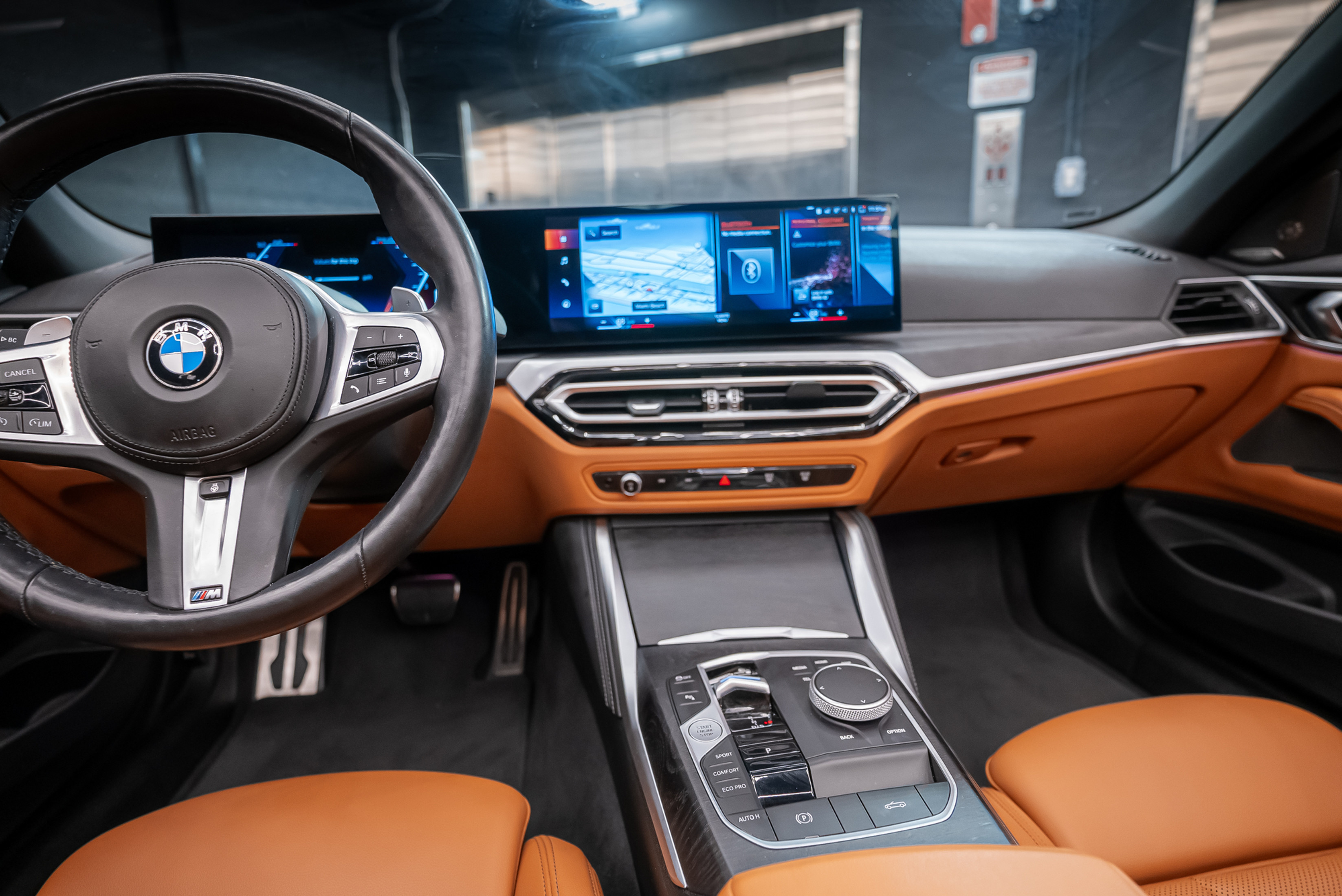 BMW M440i Blue 2024 — interior seats