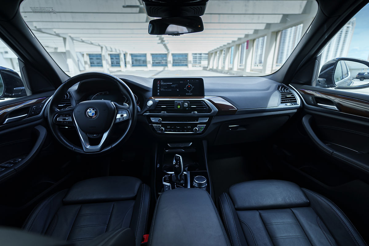 BMW X3 Gray 2022 — photo 7