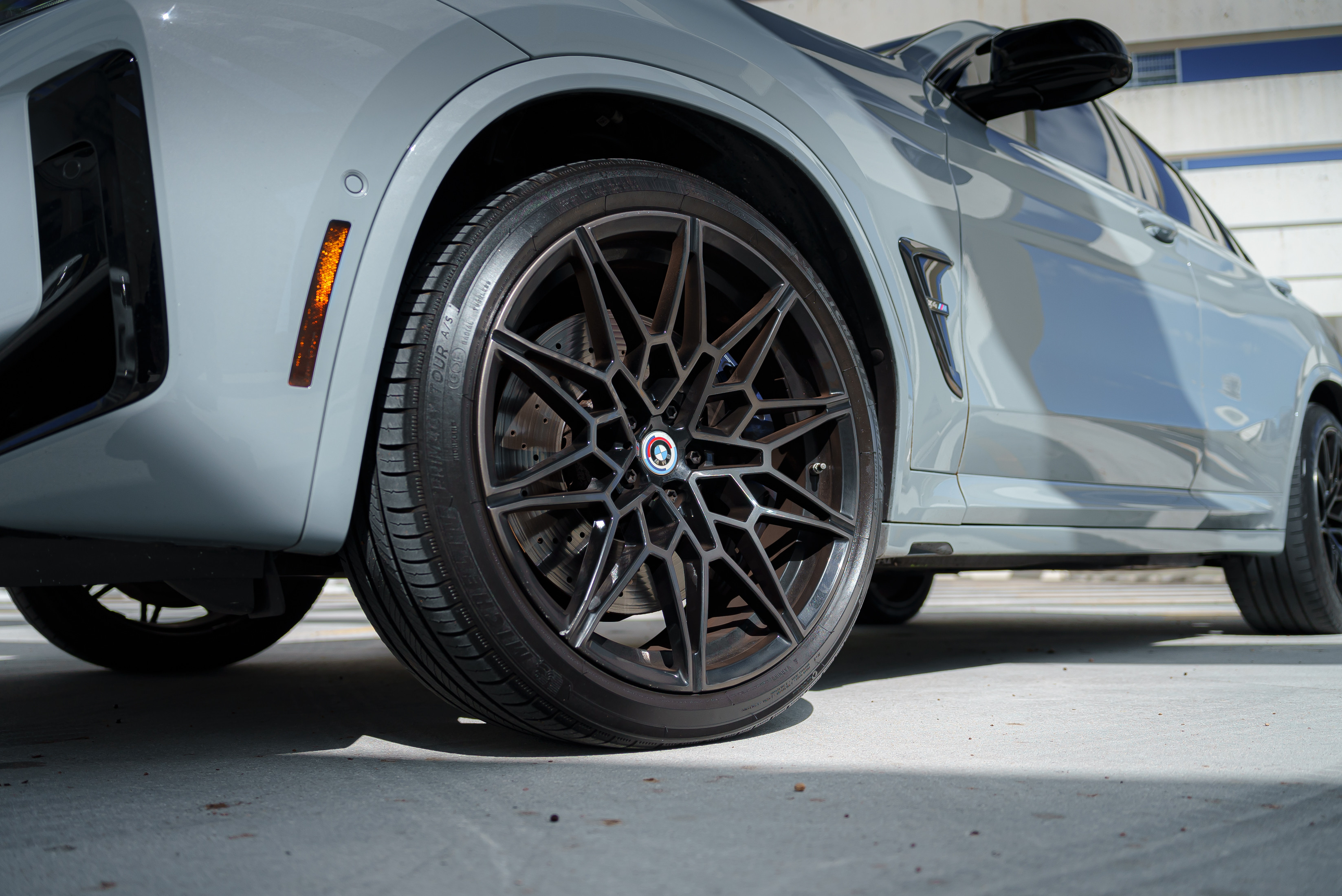 BMW X4M Black — interior dashboard