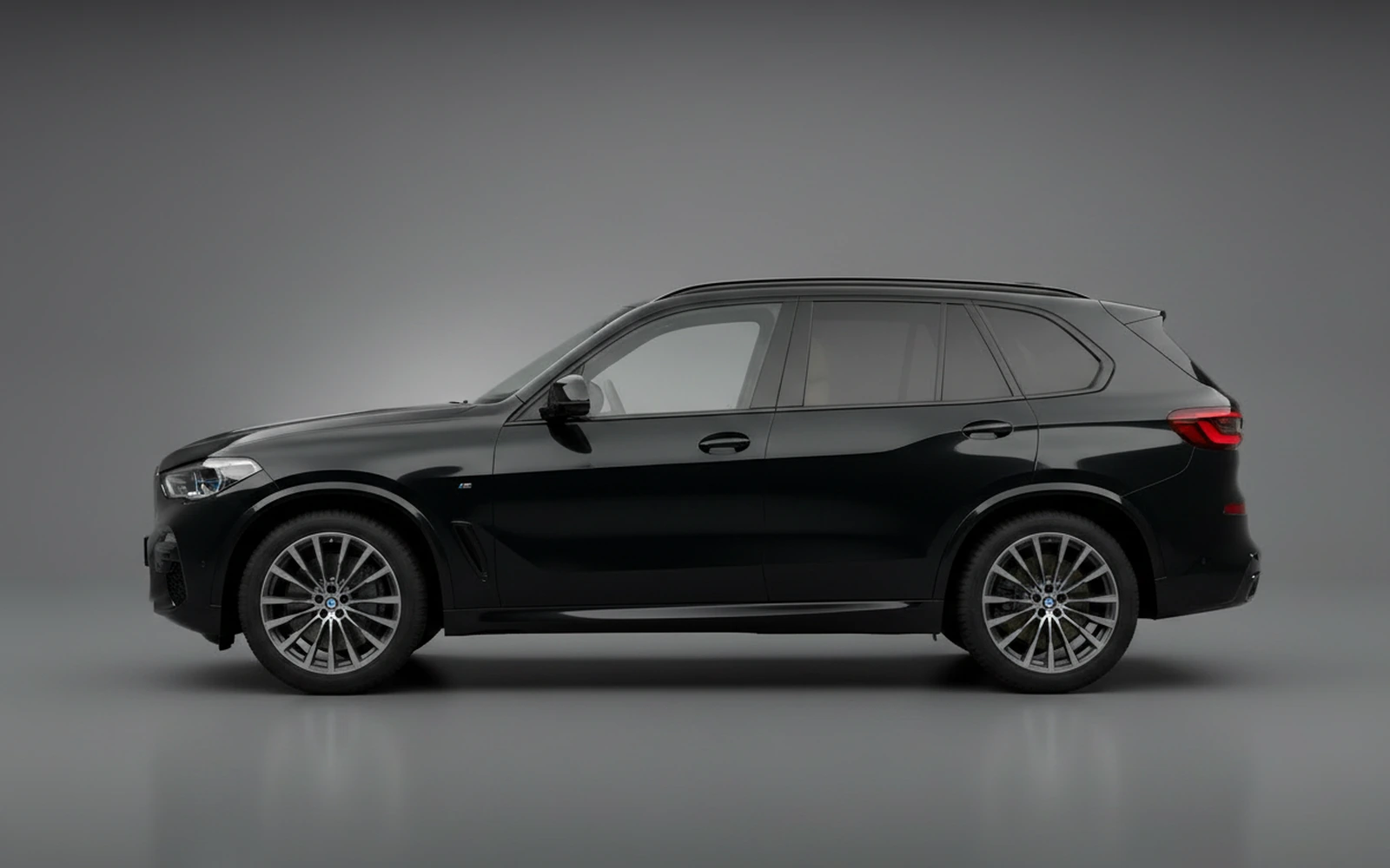 BMW X5 Black 2024 — exterior rear view