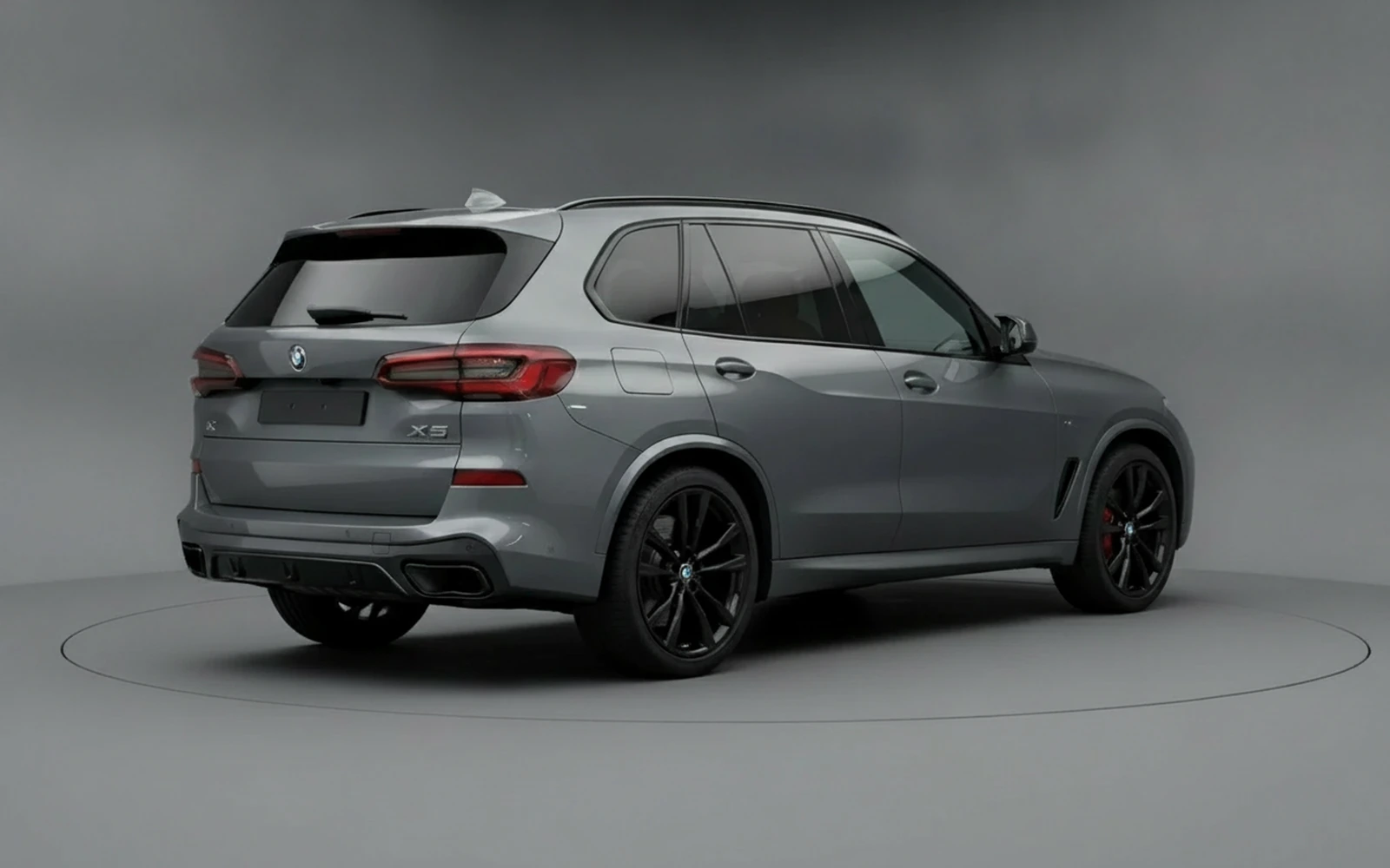 BMW X5 xDrive40i Grey 2022 — interior dashboard