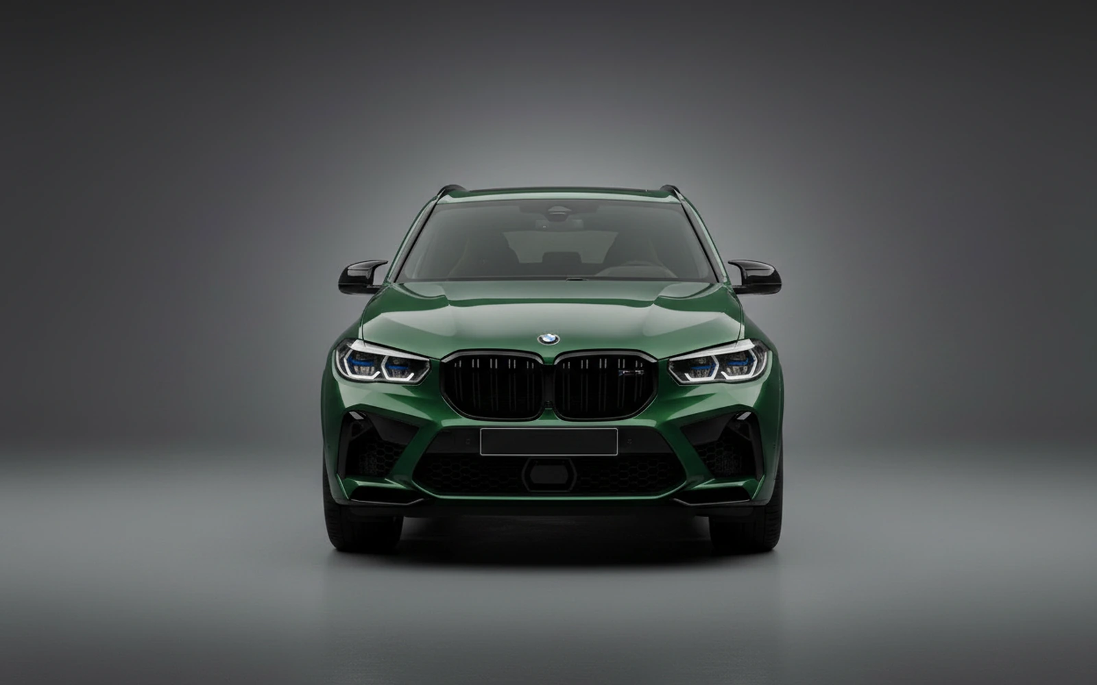BMW X5m Competition Green 2024 — exterior side view