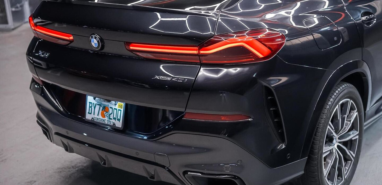 BMW X6 Black 2020 — photo 15