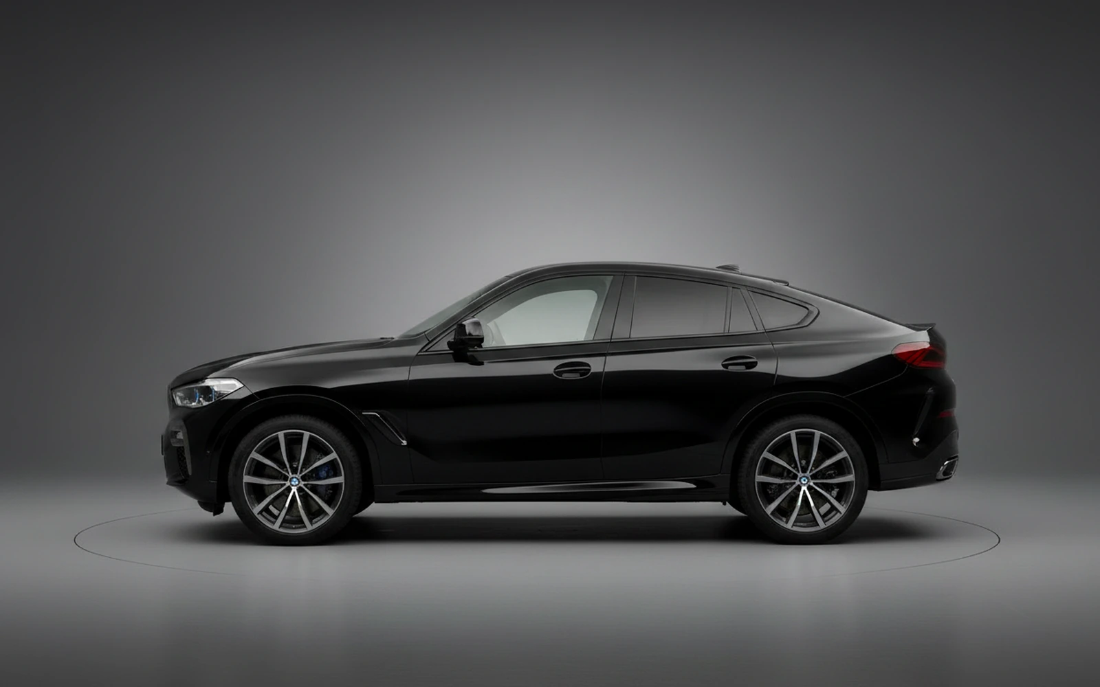 BMW X6 Black 2022 — exterior rear view