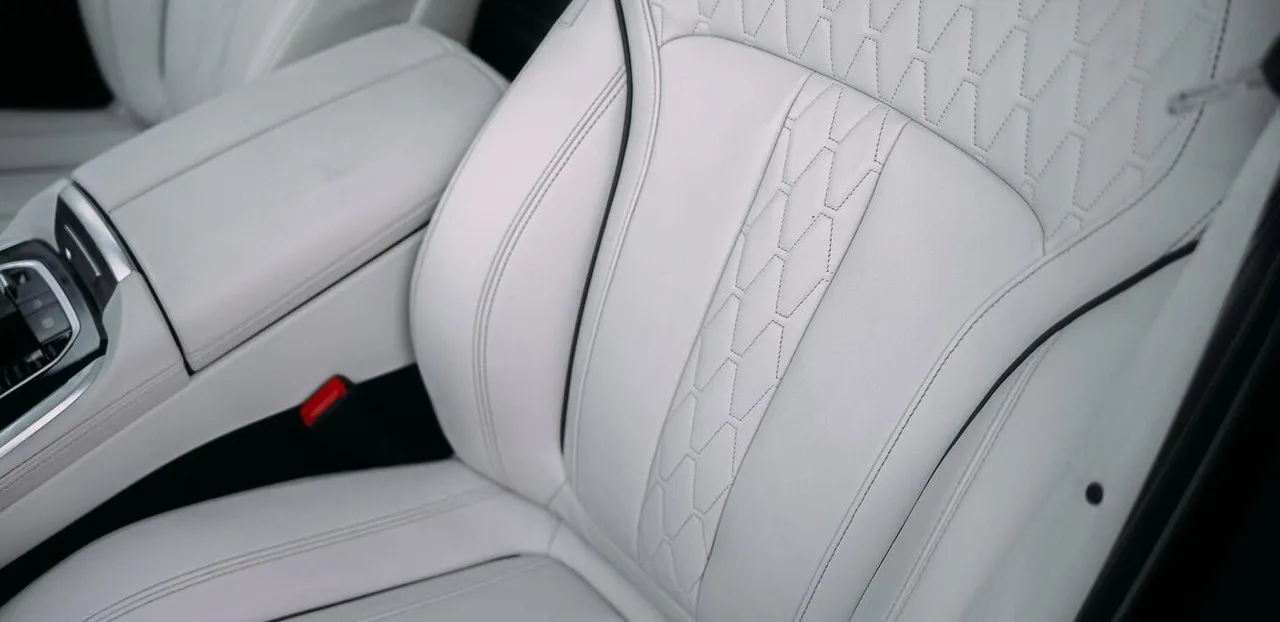 BMW X7 Black — photo 12