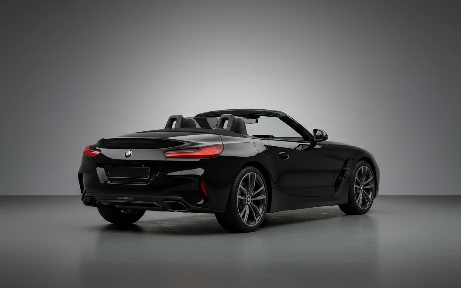 BMW Z4 Black 2022 — interior dashboard