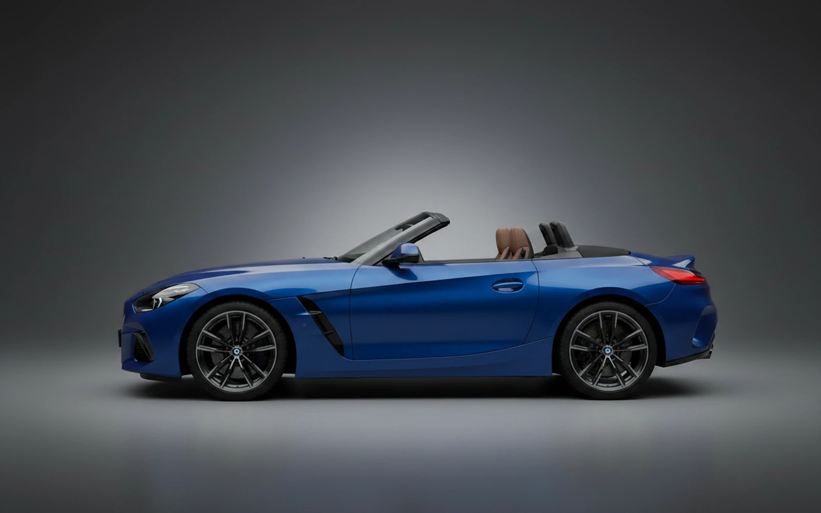 BMW Z4 Blue 2022 — exterior rear view