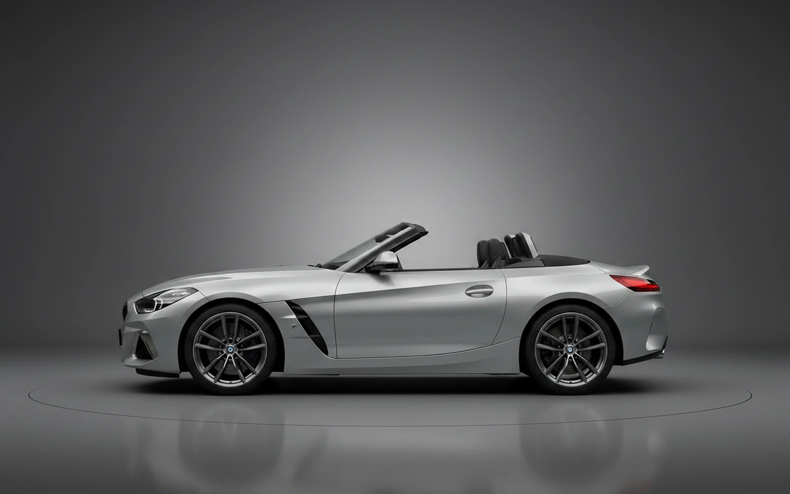 BMW Z4 Plata 2022 — exterior rear view