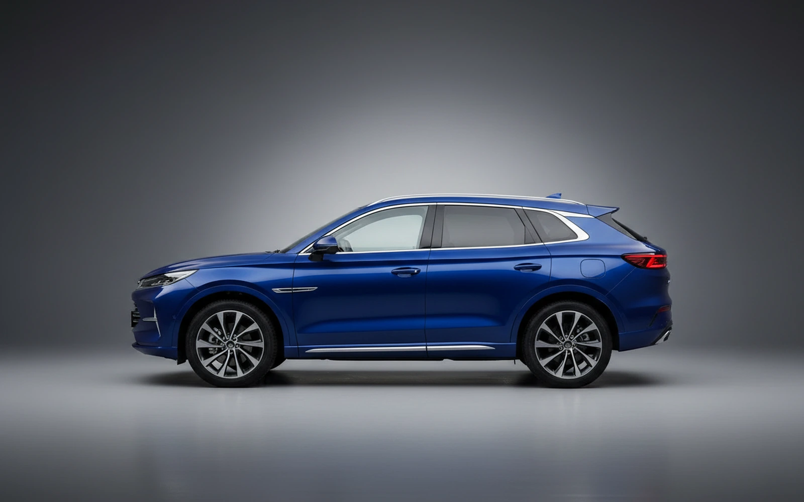 Byd Song Blue 2025 — exterior rear view