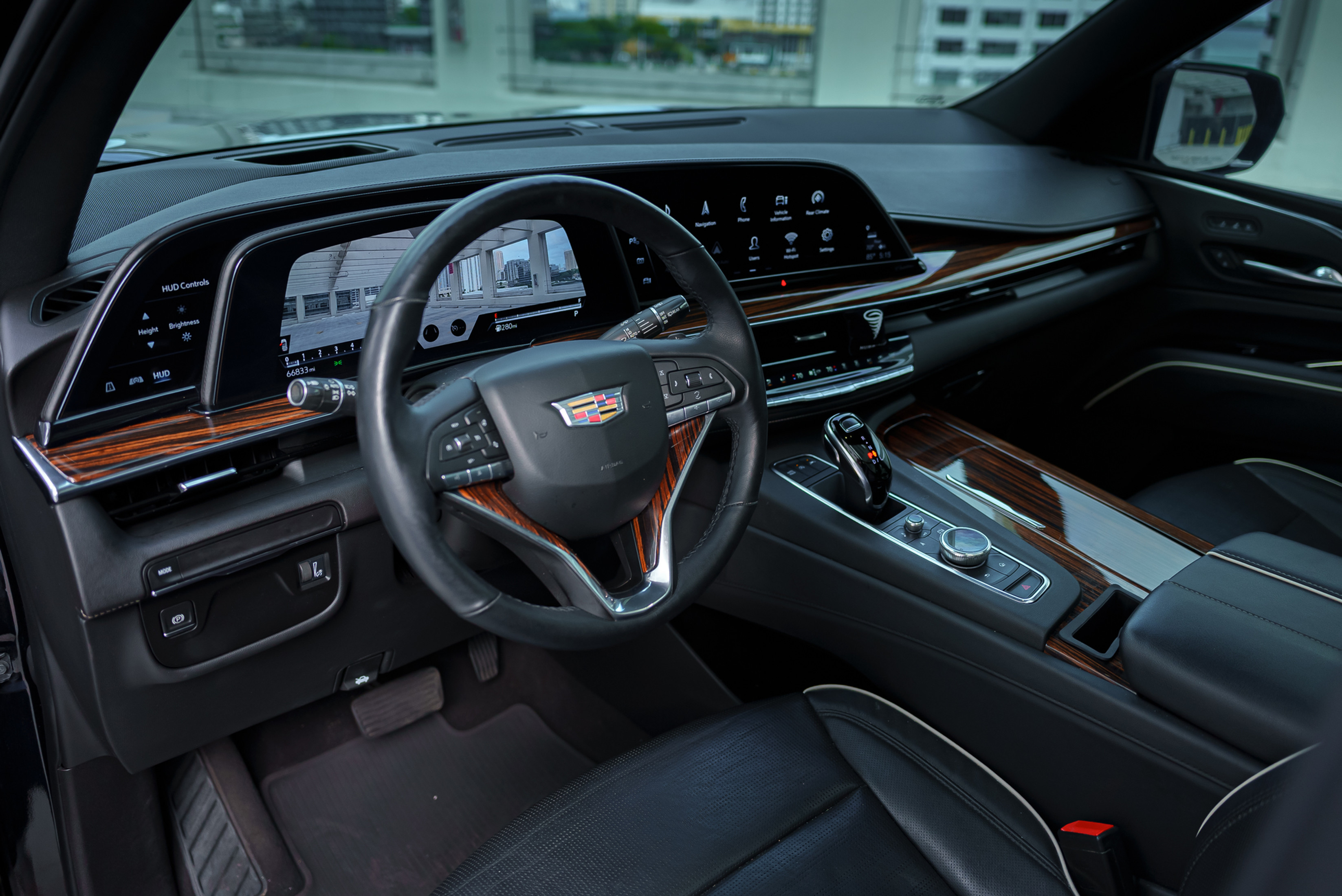 Cadillac Escalade Black 2021 — photo 8