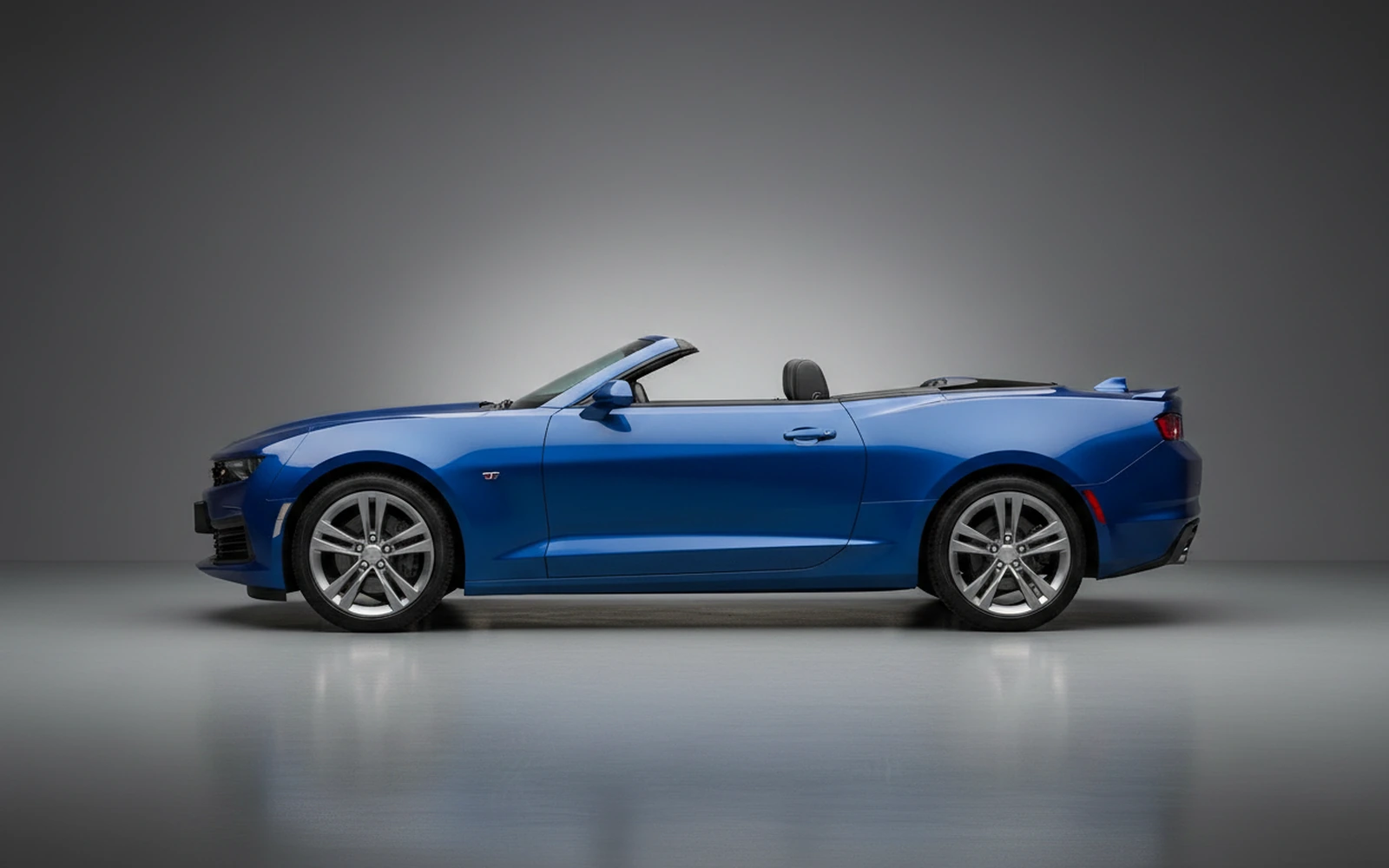 Chevrolet Camaro Convertible Blue 2024 — exterior rear view
