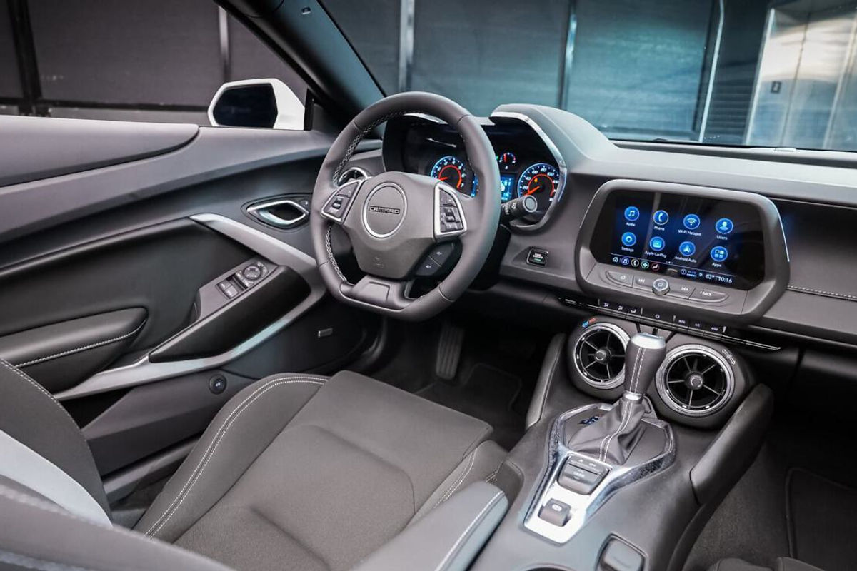 Chevrolet Camaro LT1 White 2024 — exterior side view