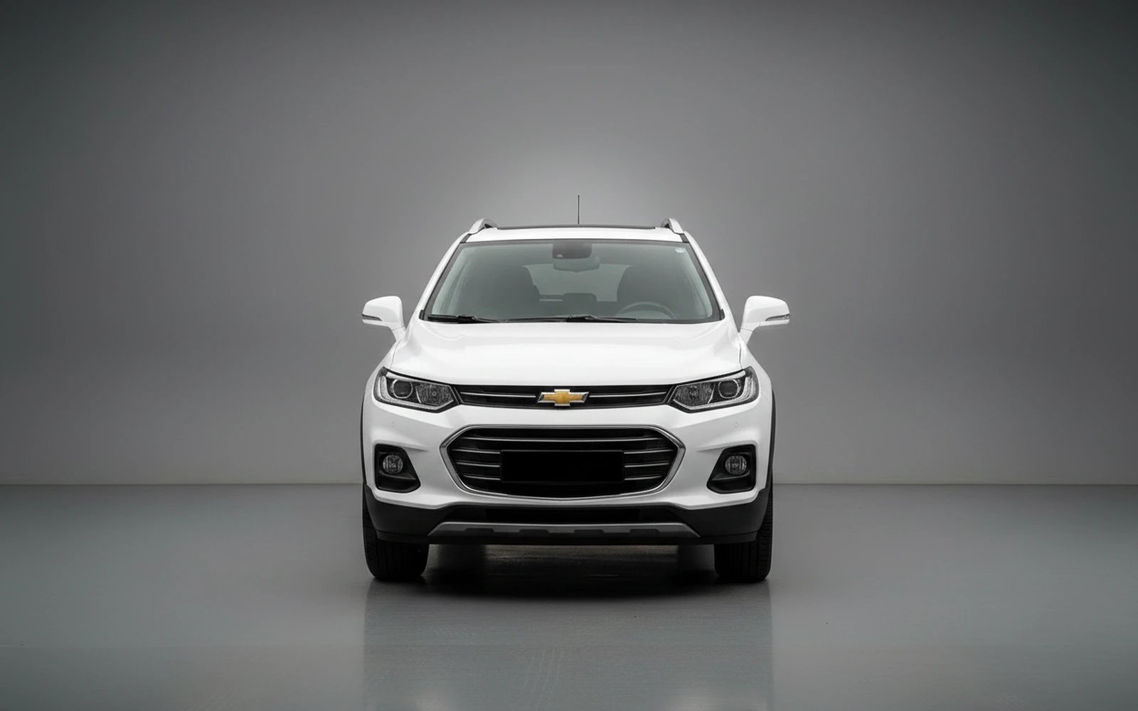 Chevrolet Captiva White 2025 — exterior side view