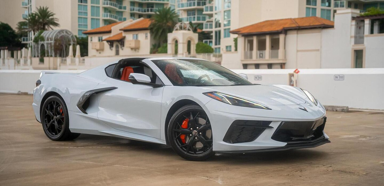 Chevrolet Corvette Stingray Black 2023 — photo 11