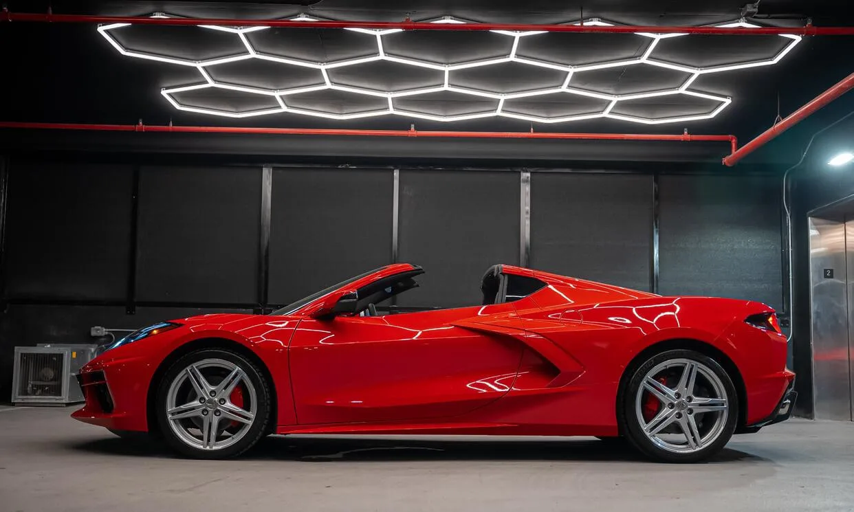 Chevrolet Corvette Stingray Red 2024 — photo 7