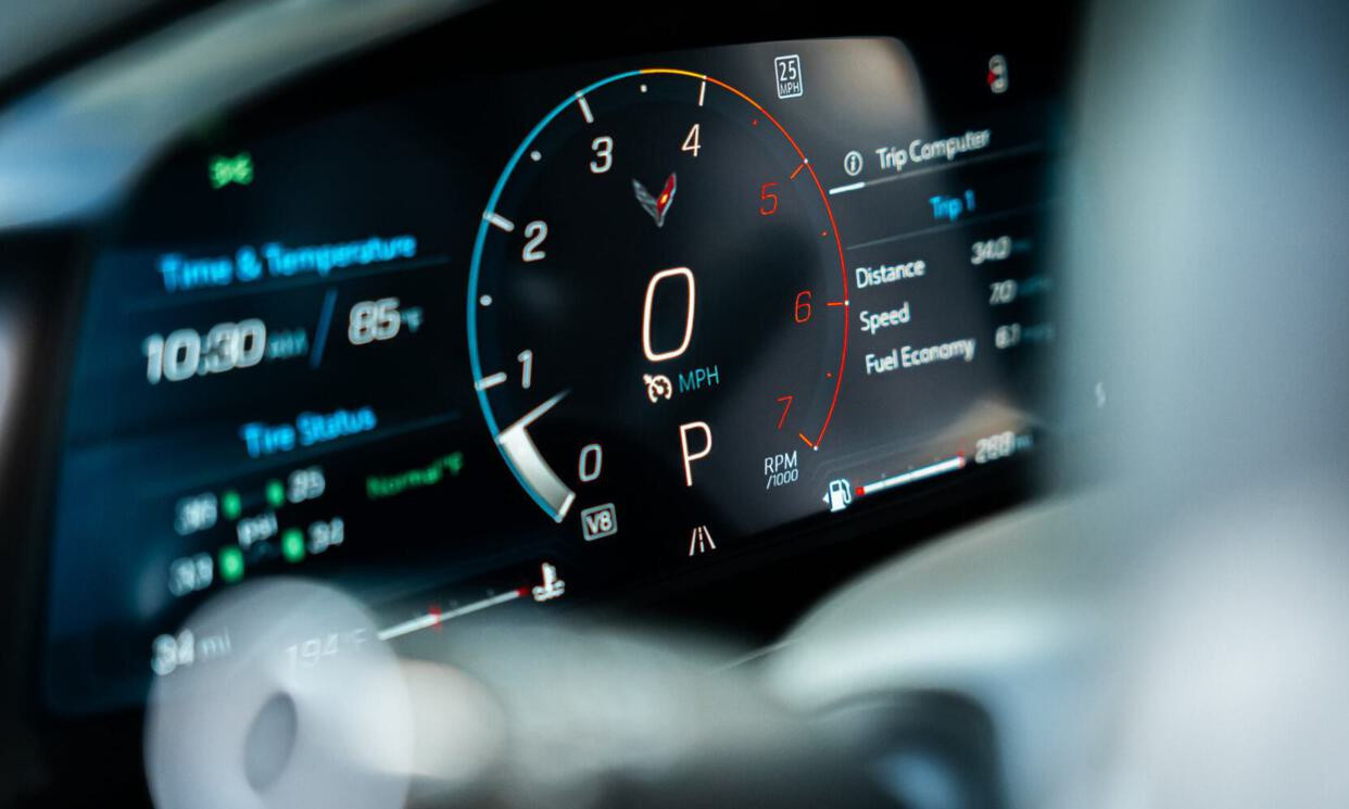 Chevrolet Corvette Stingray Convertible White 2024 — exterior rear view