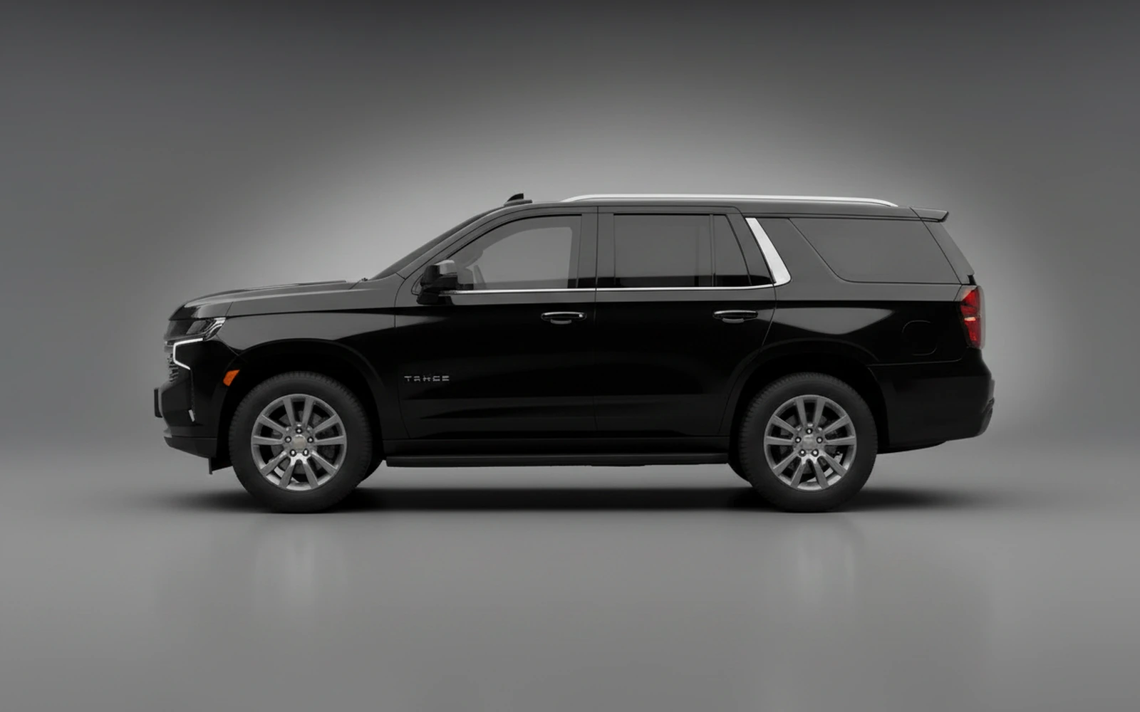 Chevrolet Tahoe Black 2022 — exterior rear view
