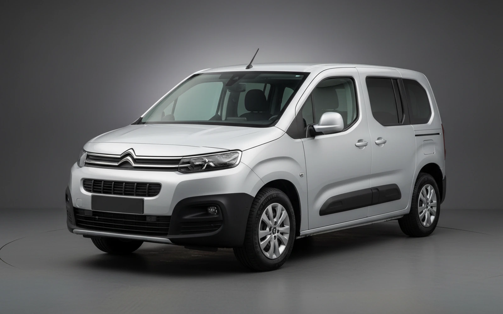 Citroen Berlingo Berlingo Long Manual Plata 2026 for rent in Miami — exterior photo
