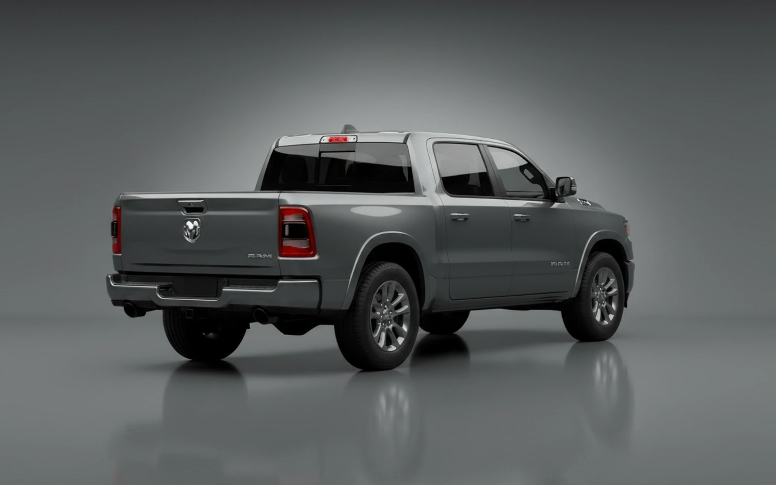 Dodge Ram 1500 Hemi V8 Grey 2022 — interior dashboard
