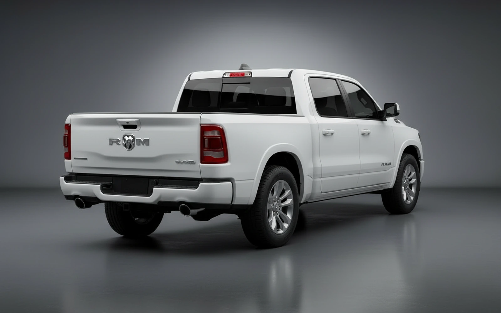Dodge Ram 1500 Hemi V8 Blanco 2022 — interior dashboard