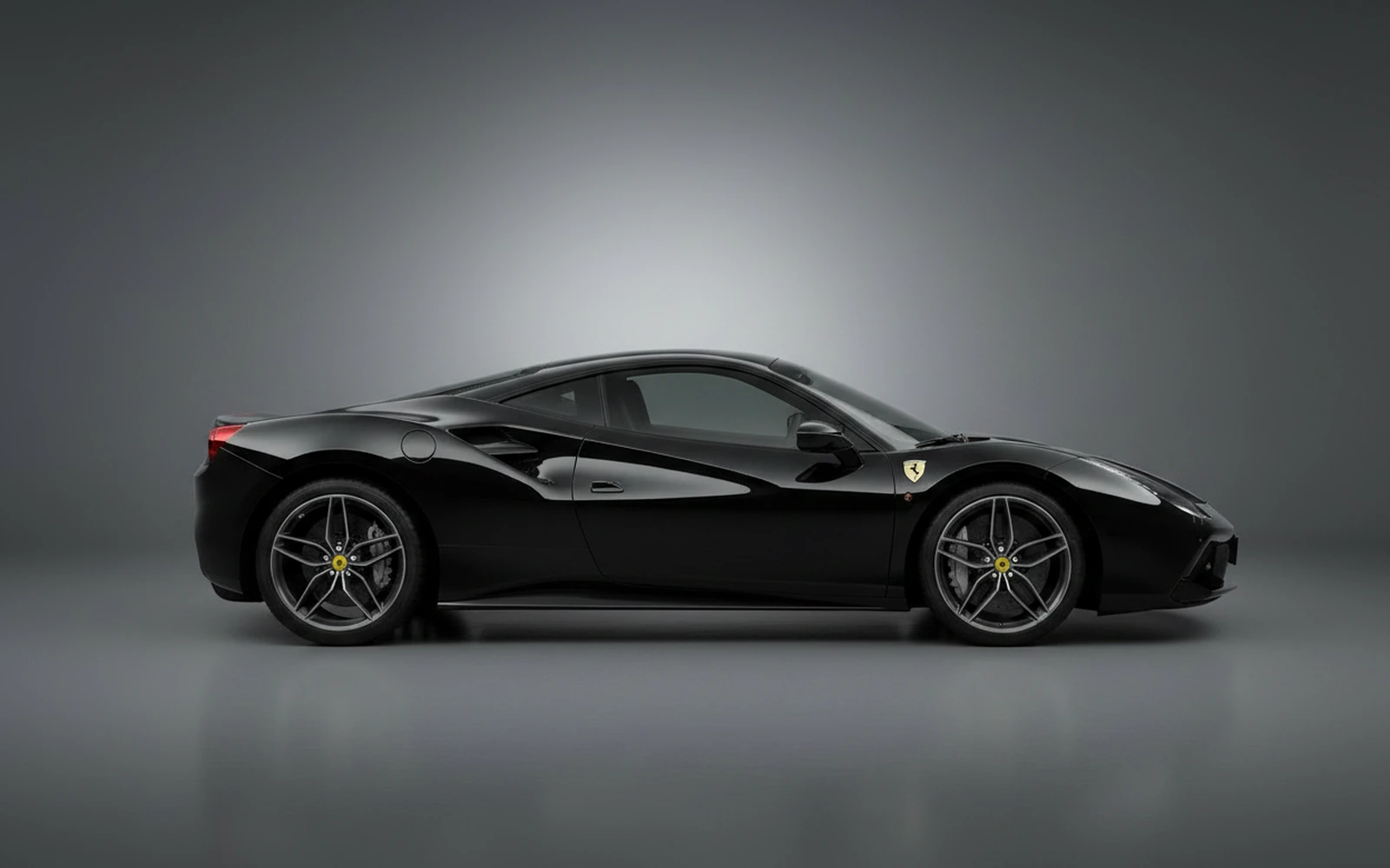 Ferrari 488 GTB Negro 2018 — exterior rear view