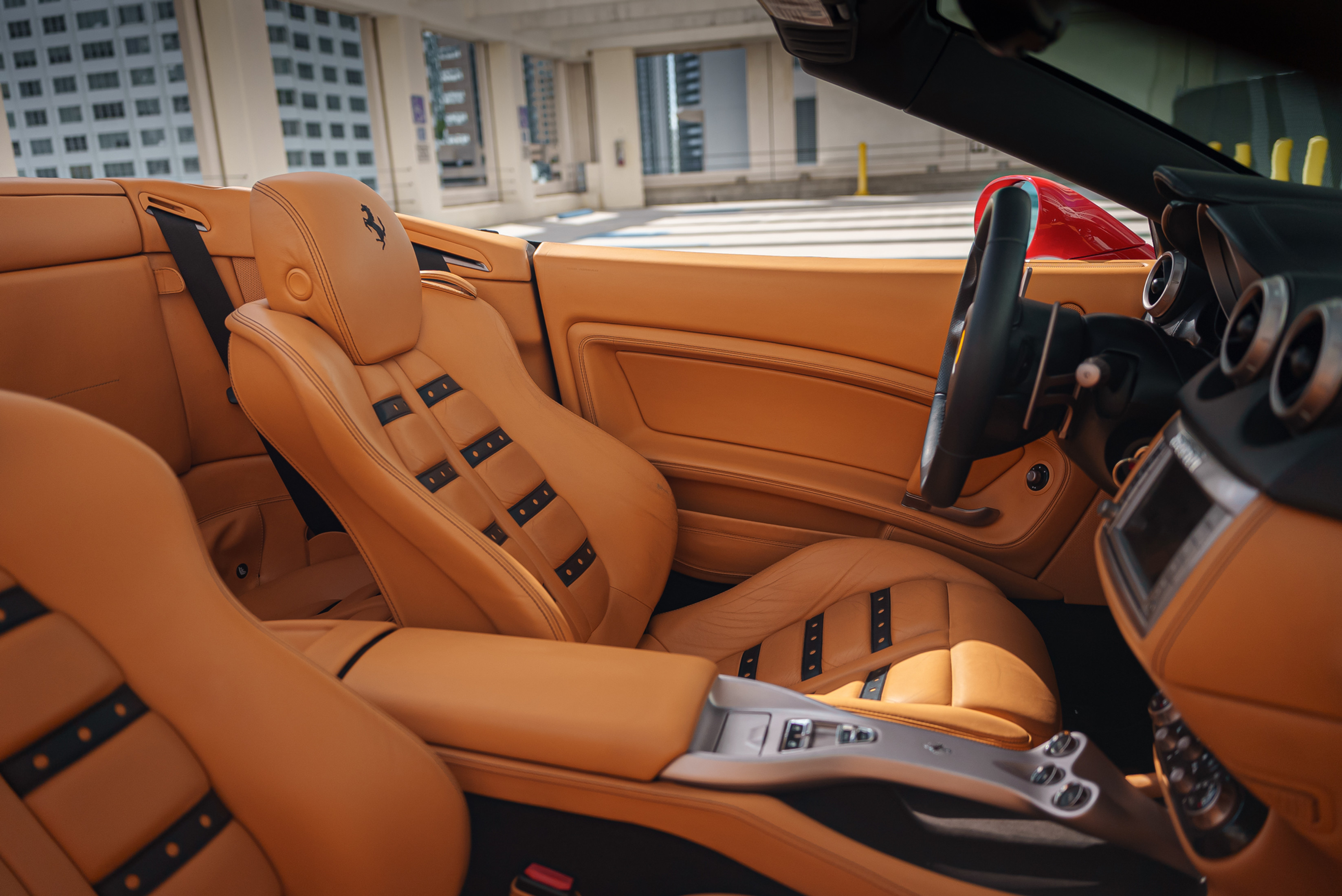 Ferrari California Red — photo 15