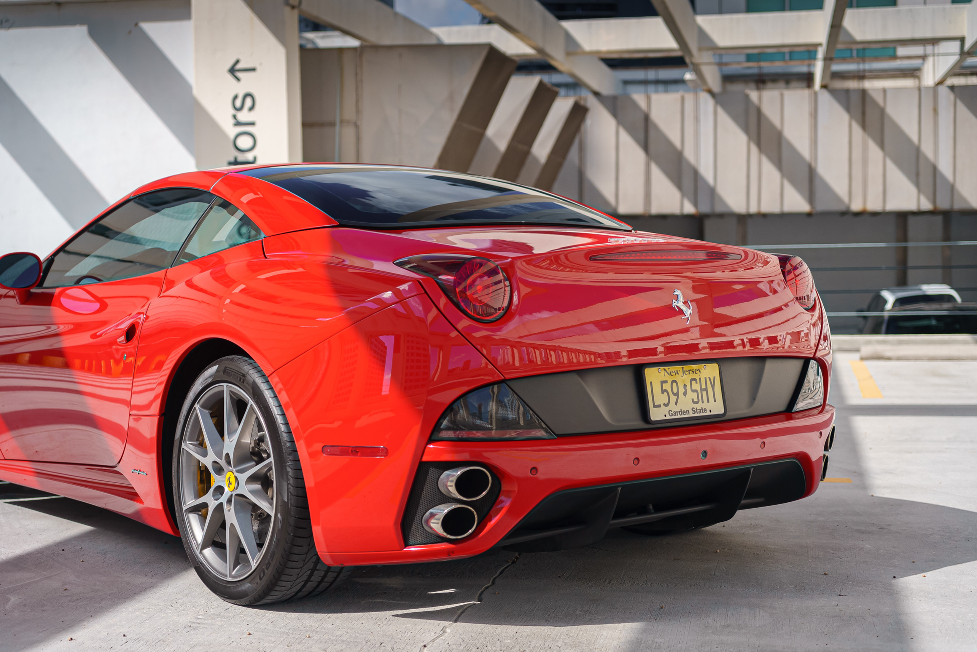 Ferrari California Red — photo 8