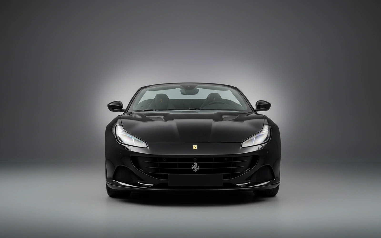 Ferrari Portofino Black 2020 — exterior side view