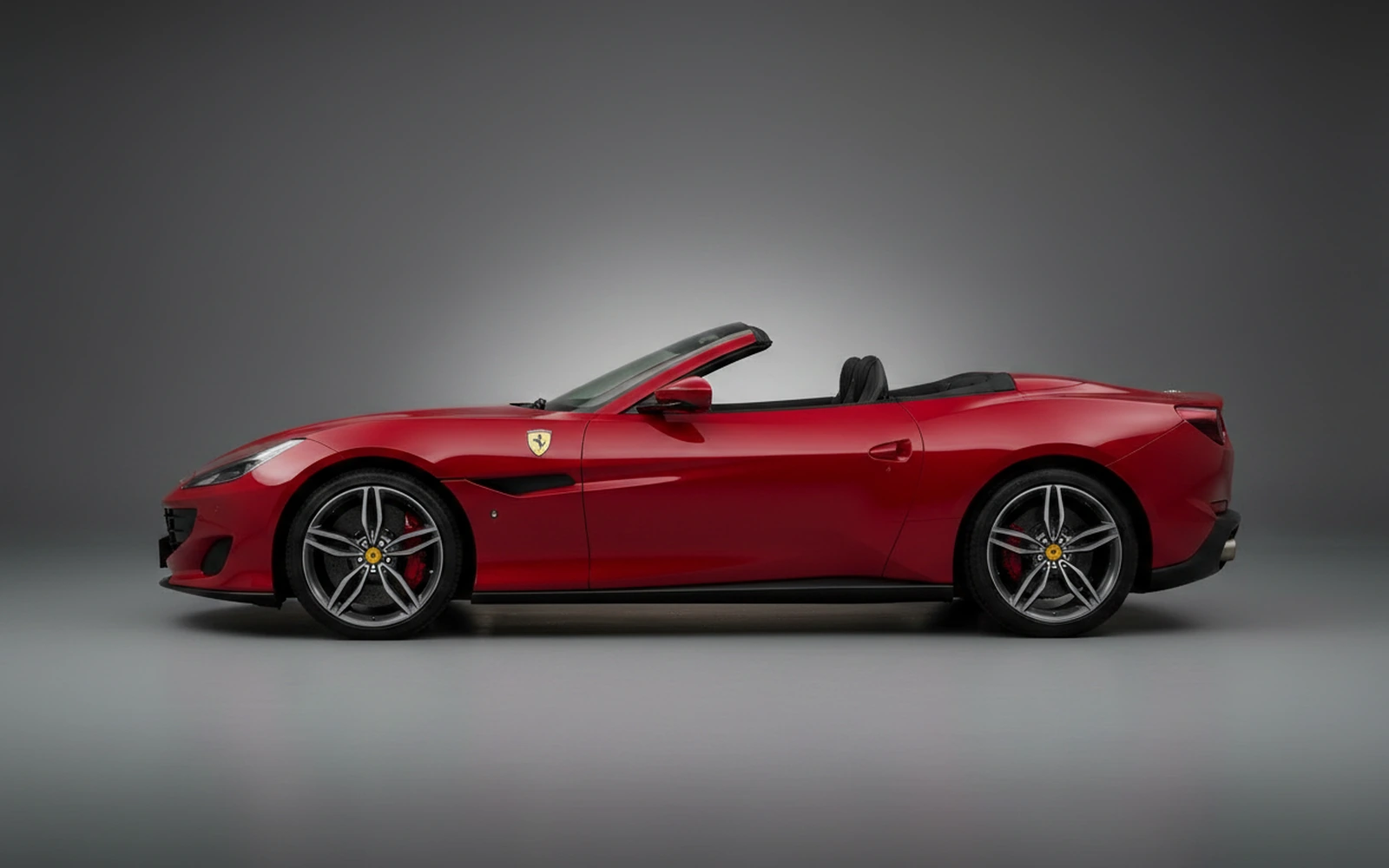 Ferrari Portofino Red 2020 — exterior rear view