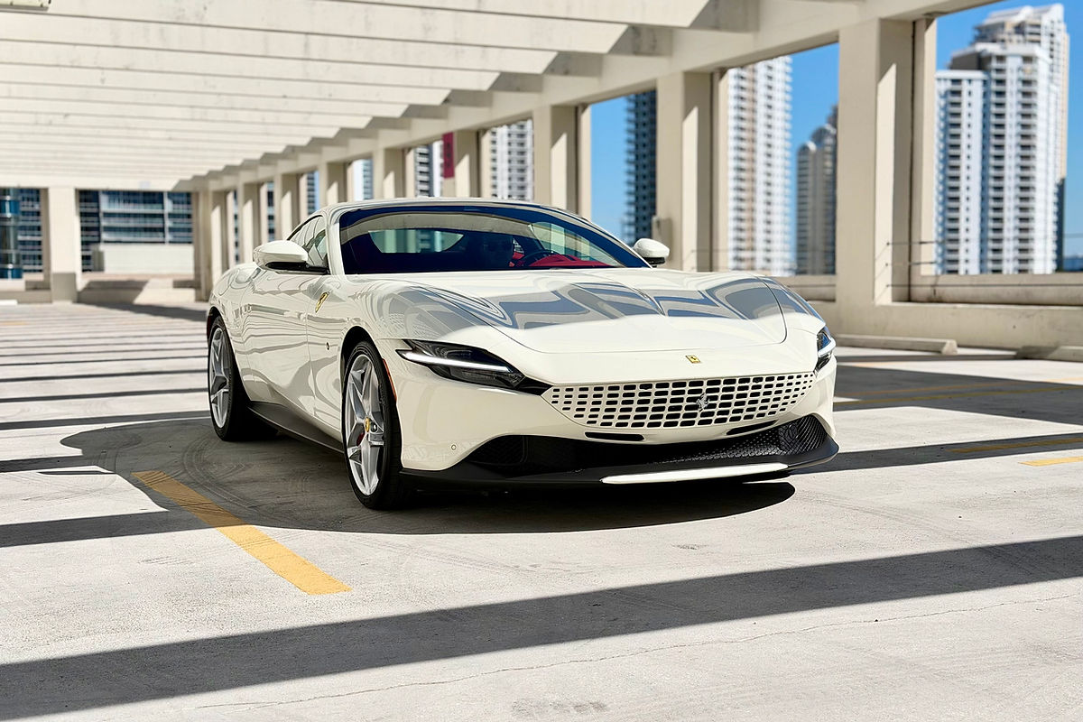 Ferrari Roma White 2021 — exterior side view
