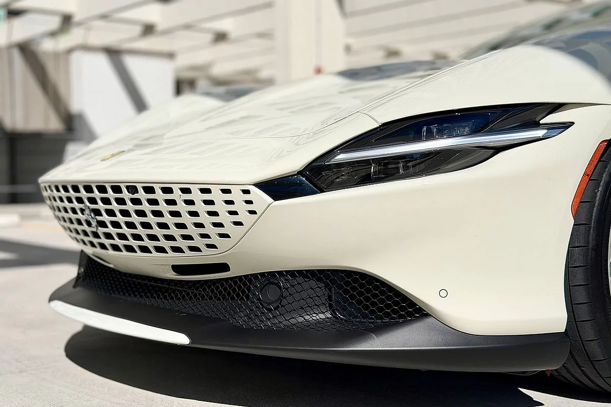 Ferrari Roma White 2021 — interior dashboard
