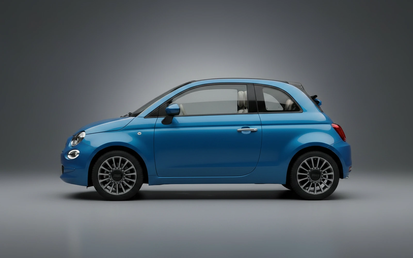 Fiat 500 Cabrio Blue 2023 — exterior rear view