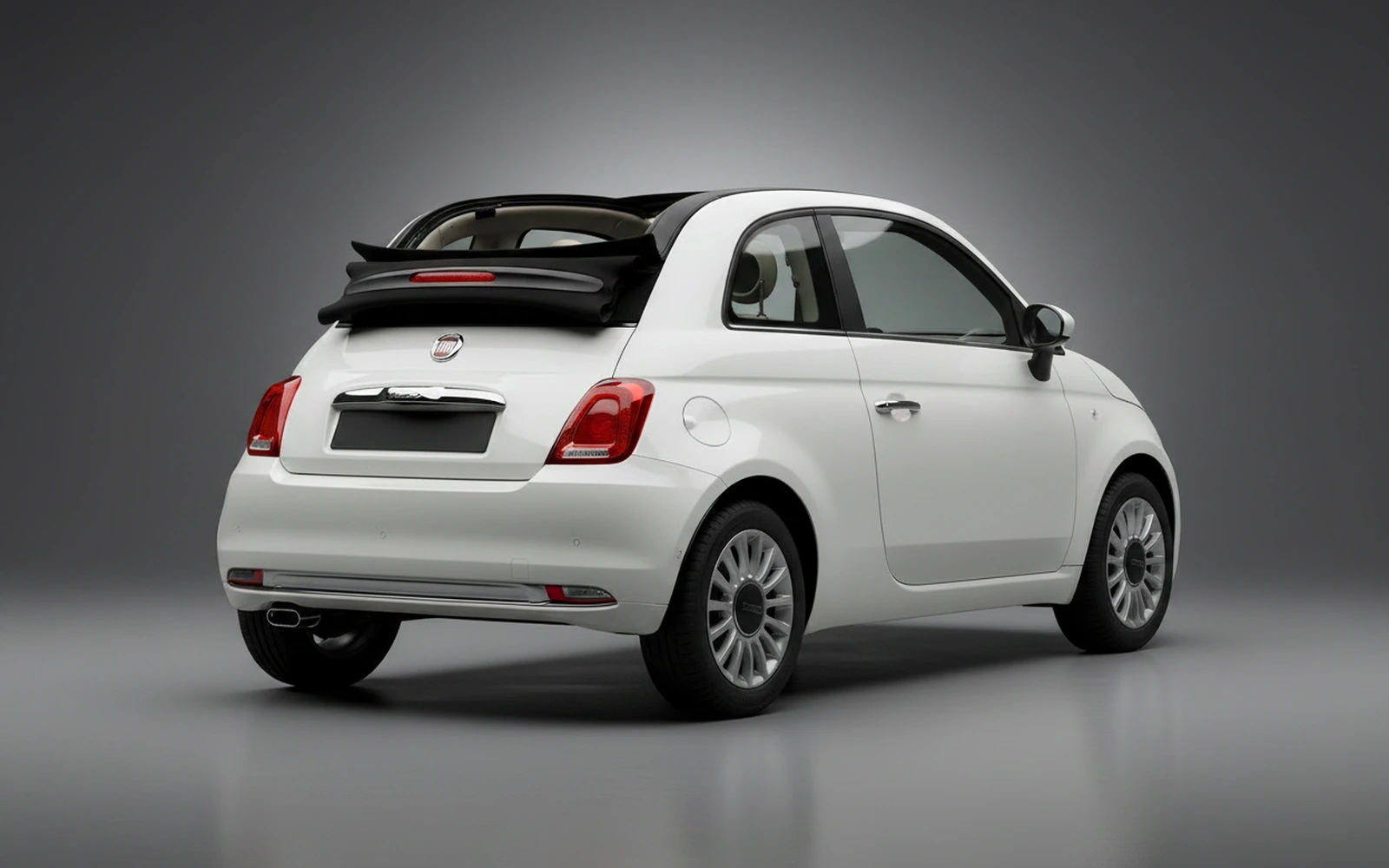 Fiat 500 Cabrio Blanco 2023 — interior dashboard