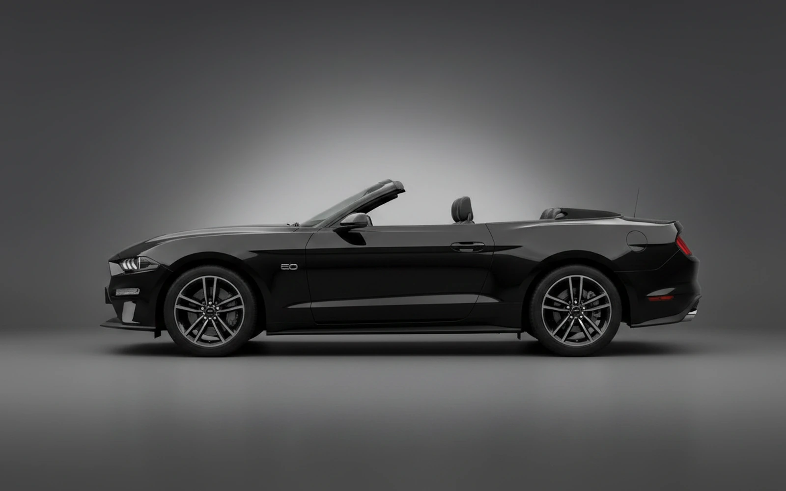 Ford Mustang Convertible D Black 2022 — exterior rear view
