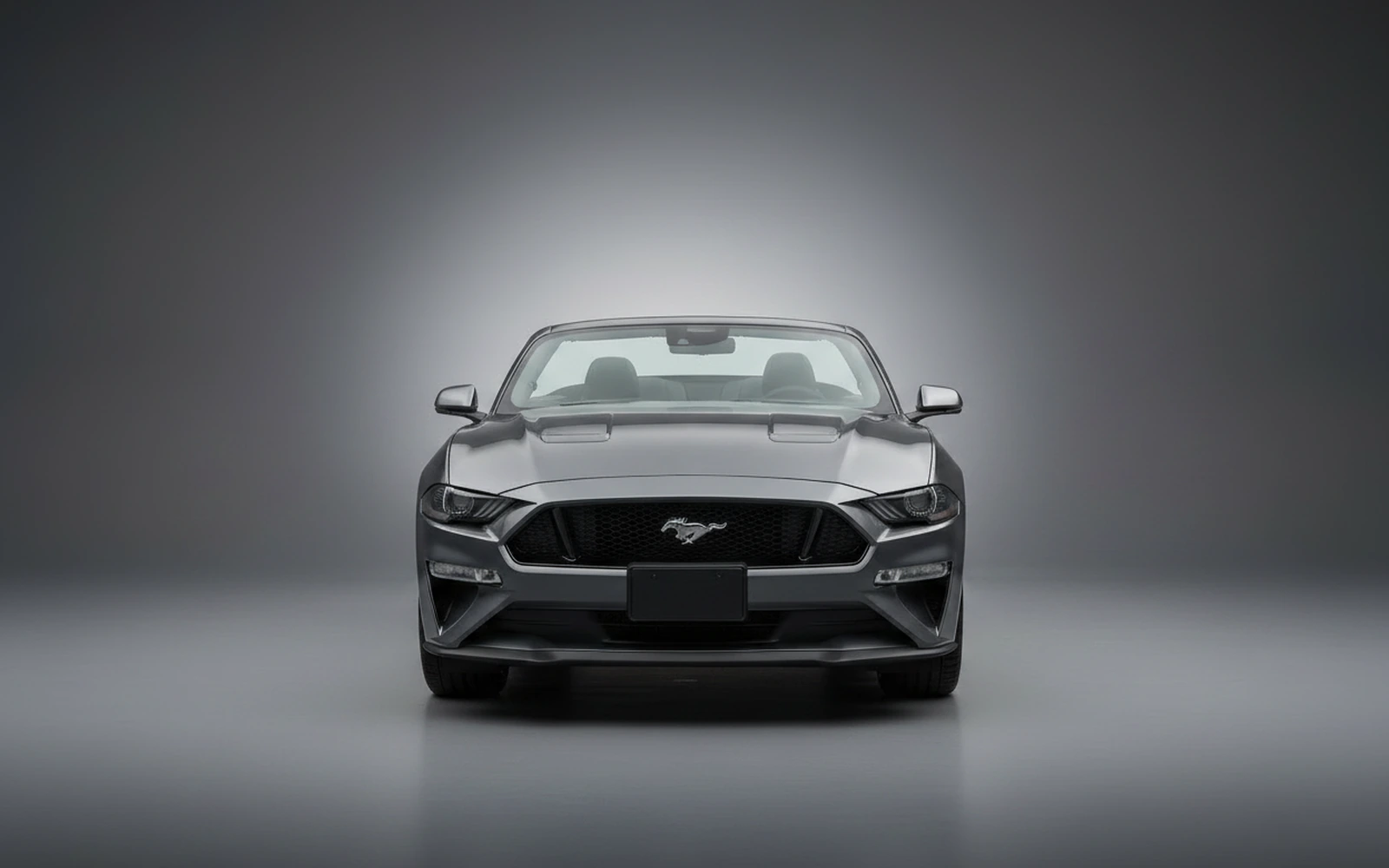Ford Mustang GT Convertible Grey 2024 — exterior side view