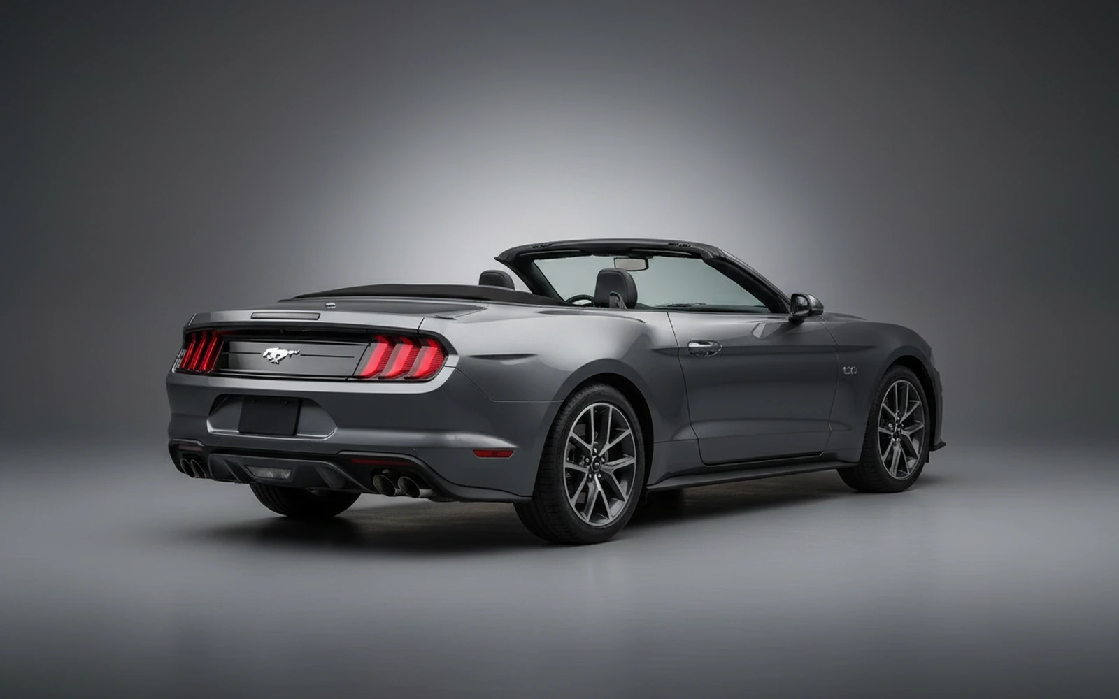 Ford Mustang GT Convertible Grey 2024 — interior dashboard